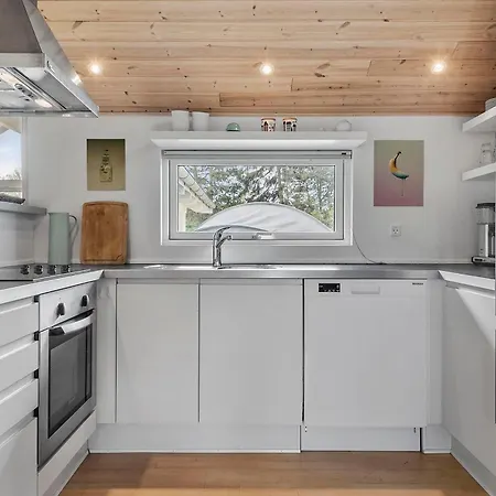 Holiday home Awesome In With 4 Bedrooms And Wifi *